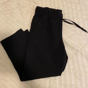Lululemon Cropped Black Pants